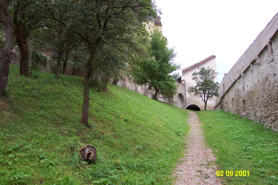 2001-09-02 15-27-55.JPG - RO Biertan